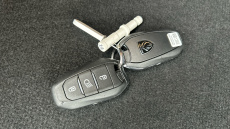 Peugeot 208 1.2 PureTech 100 Allure 5dr Petrol Hatchback